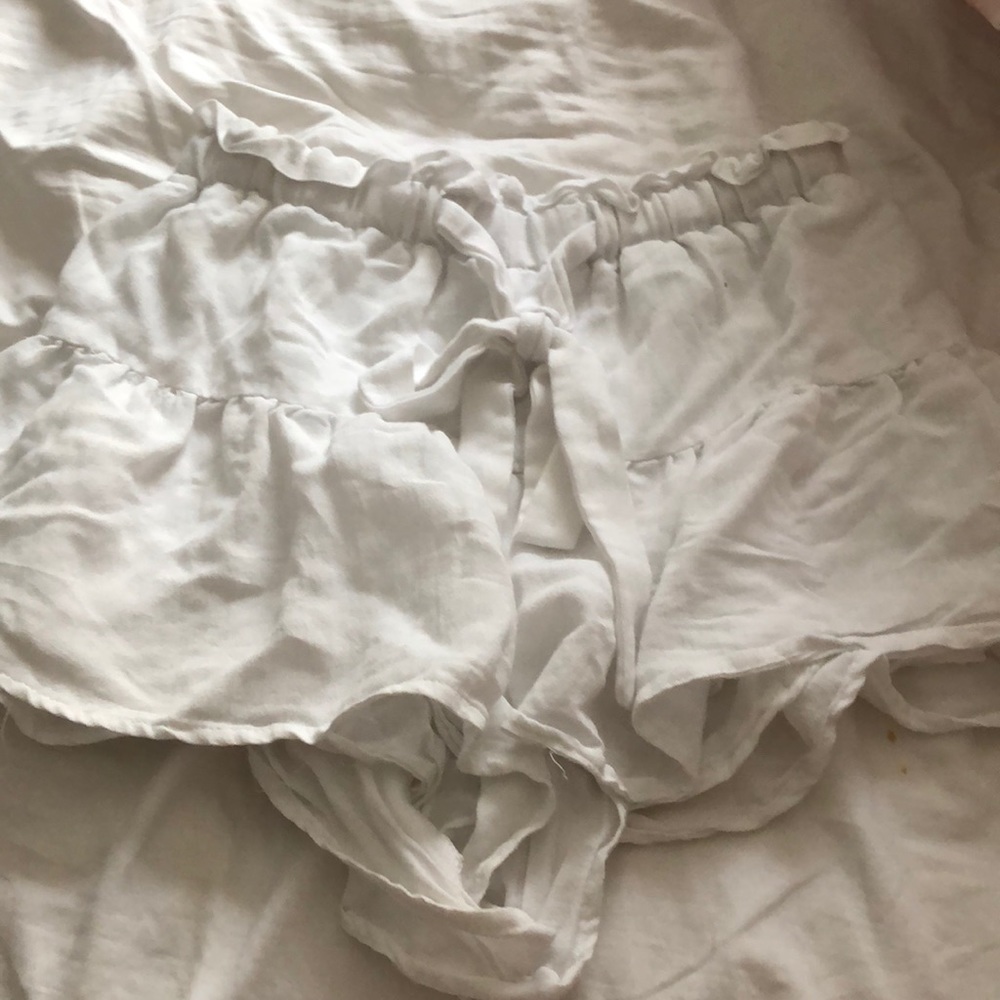 princess polly white shorts